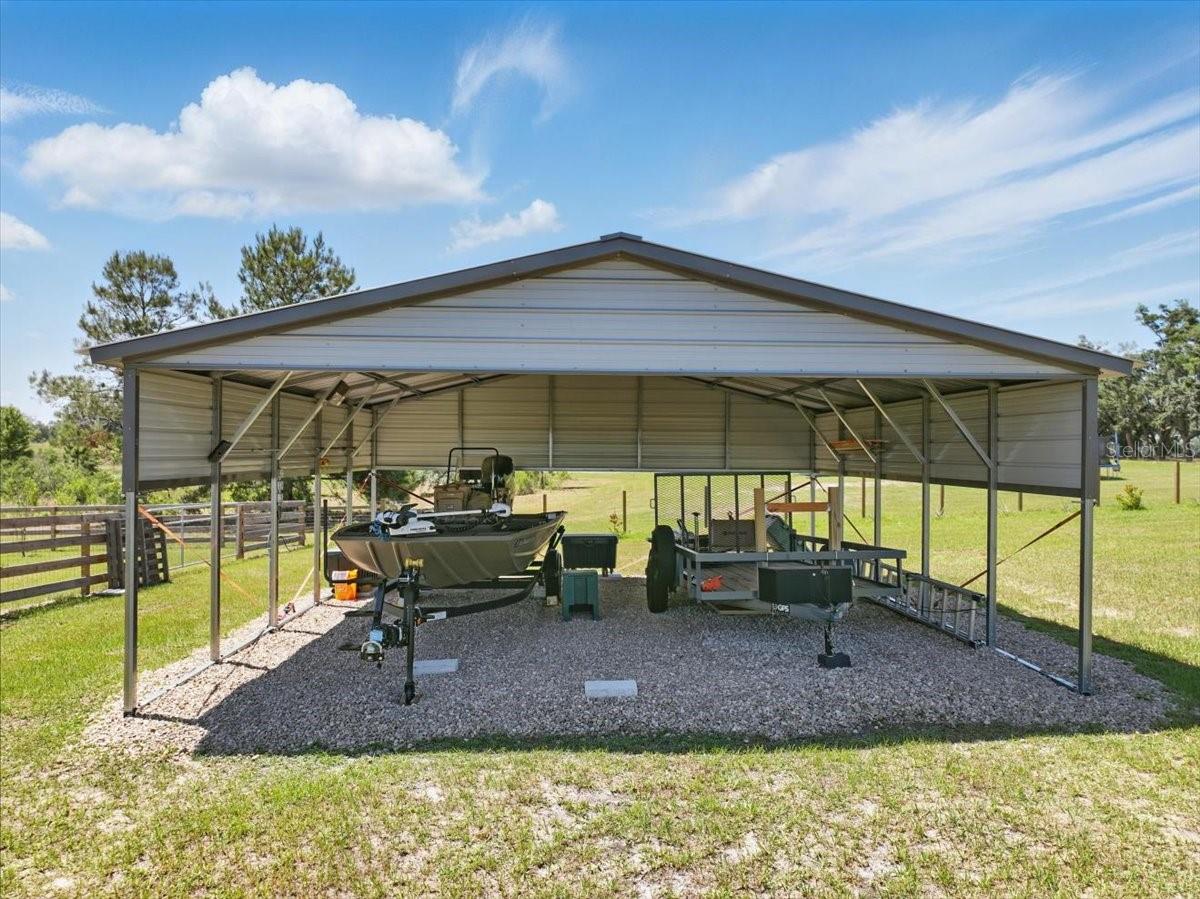Image 11 of 62 For 8968 122nd Street