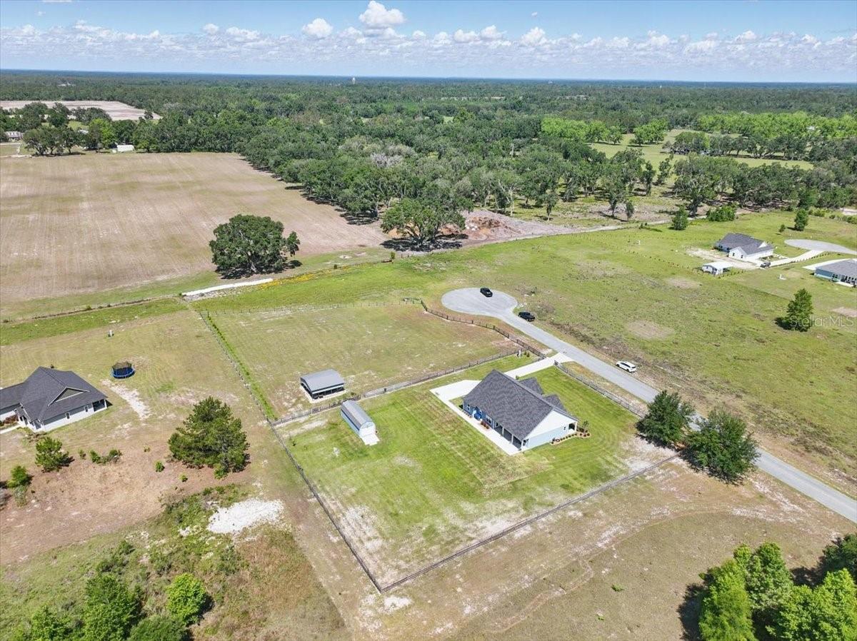 Image 4 of 62 For 8968 122nd Street