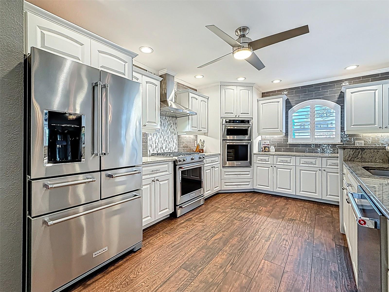 Image 21 of 82 For 1120 81st Street S