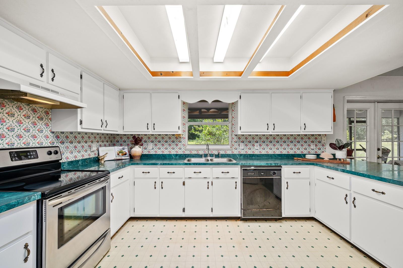 Image 15 of 53 For 3233 125th Street