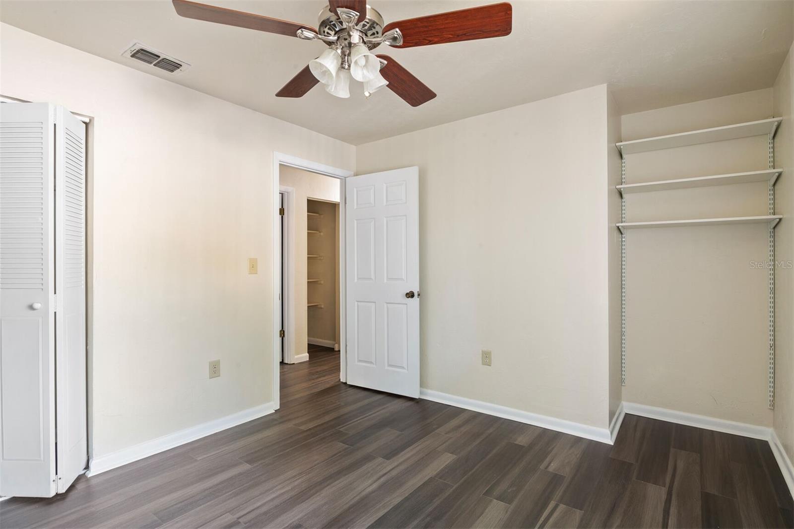 Image 19 of 27 For 2635 35th Place 301