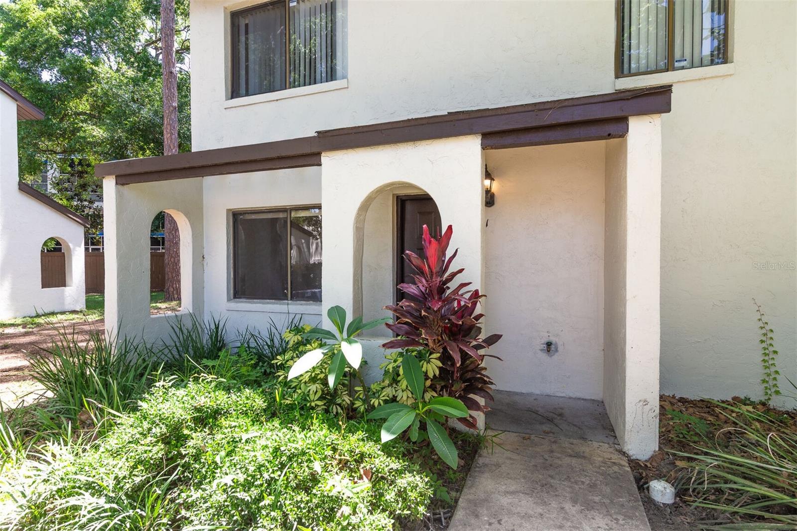 Image 3 of 27 For 2635 35th Place 301