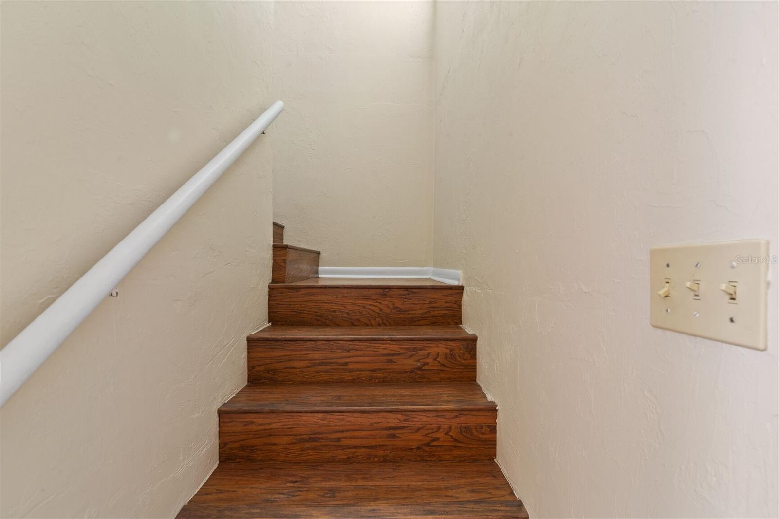 Image 7 of 27 For 2635 35th Place 301