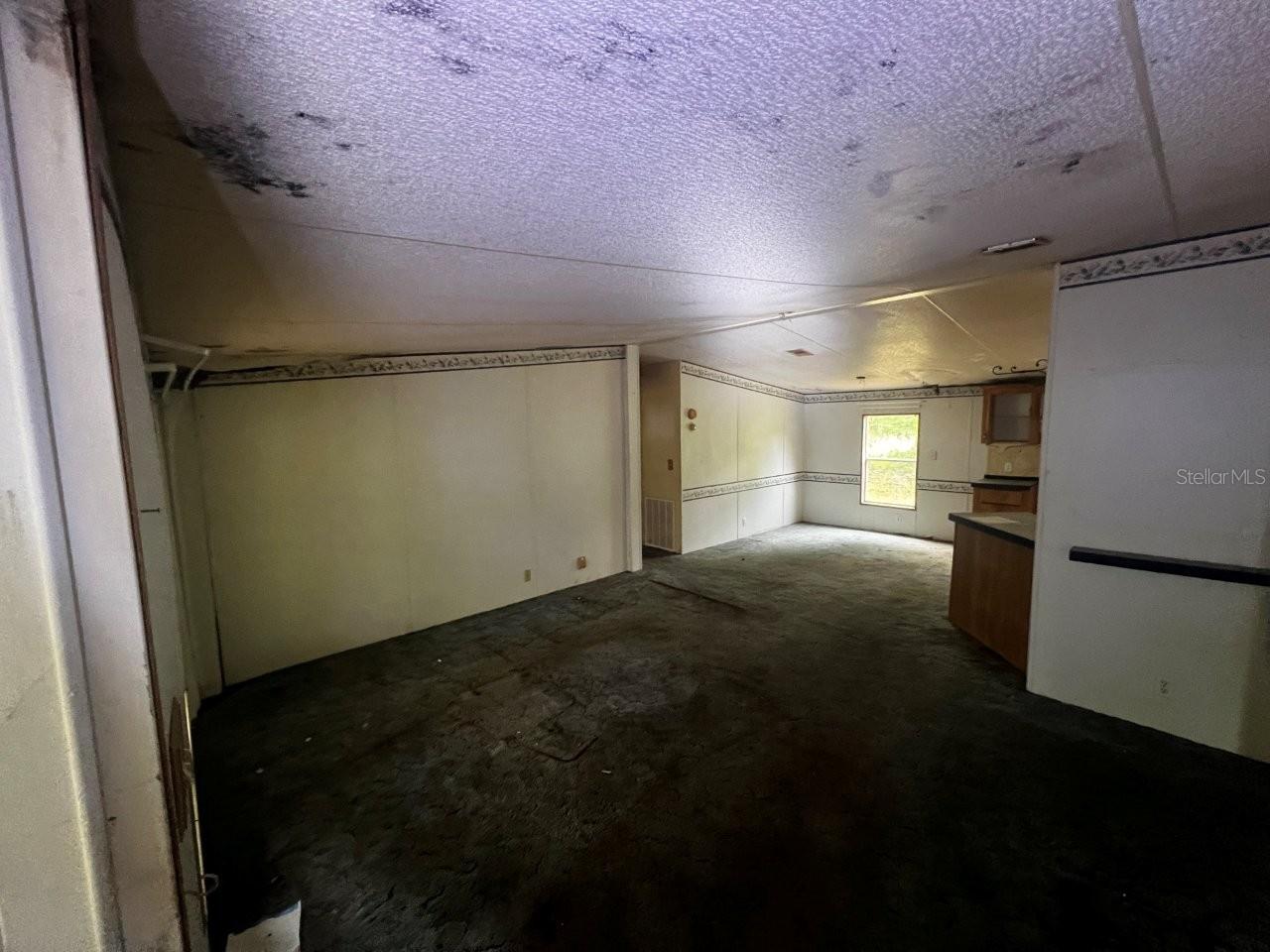 Image 5 of 8 For 761 Sunview Street