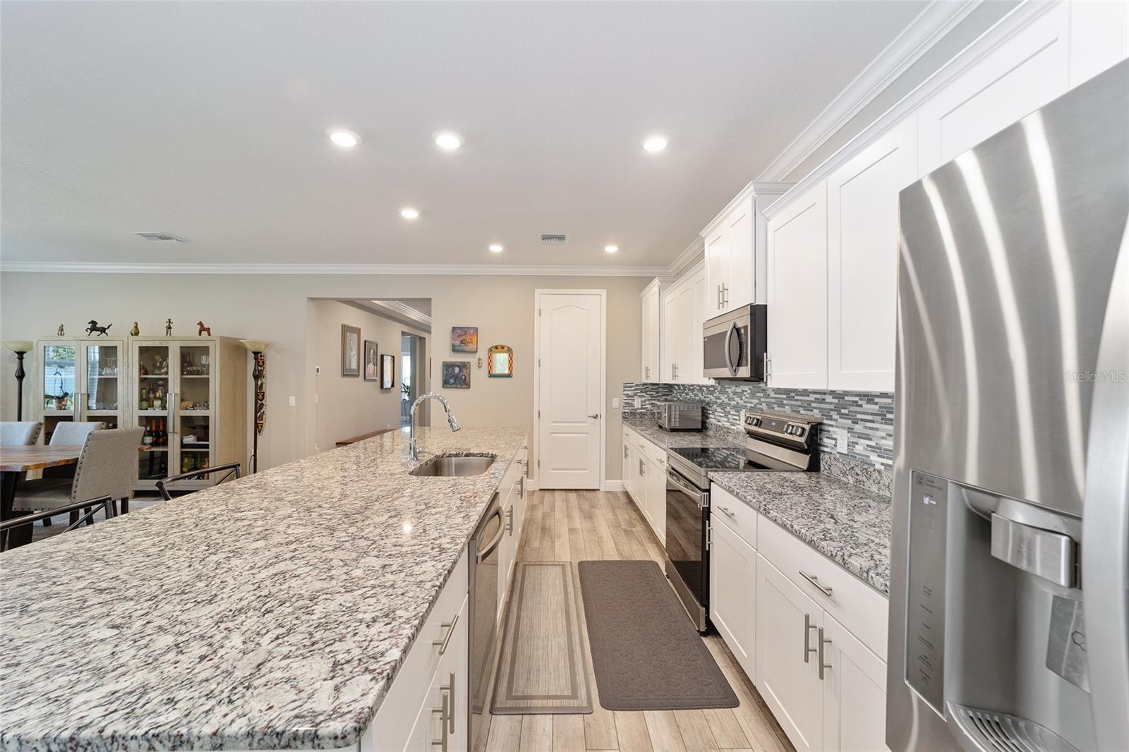 Image 13 of 51 For 13767 137th Court