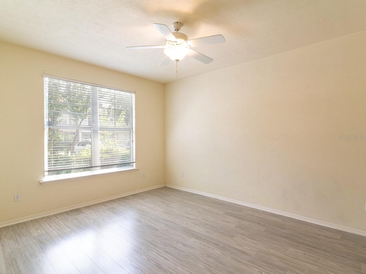 Image 5 of 27 For 1565 29th Road 4
