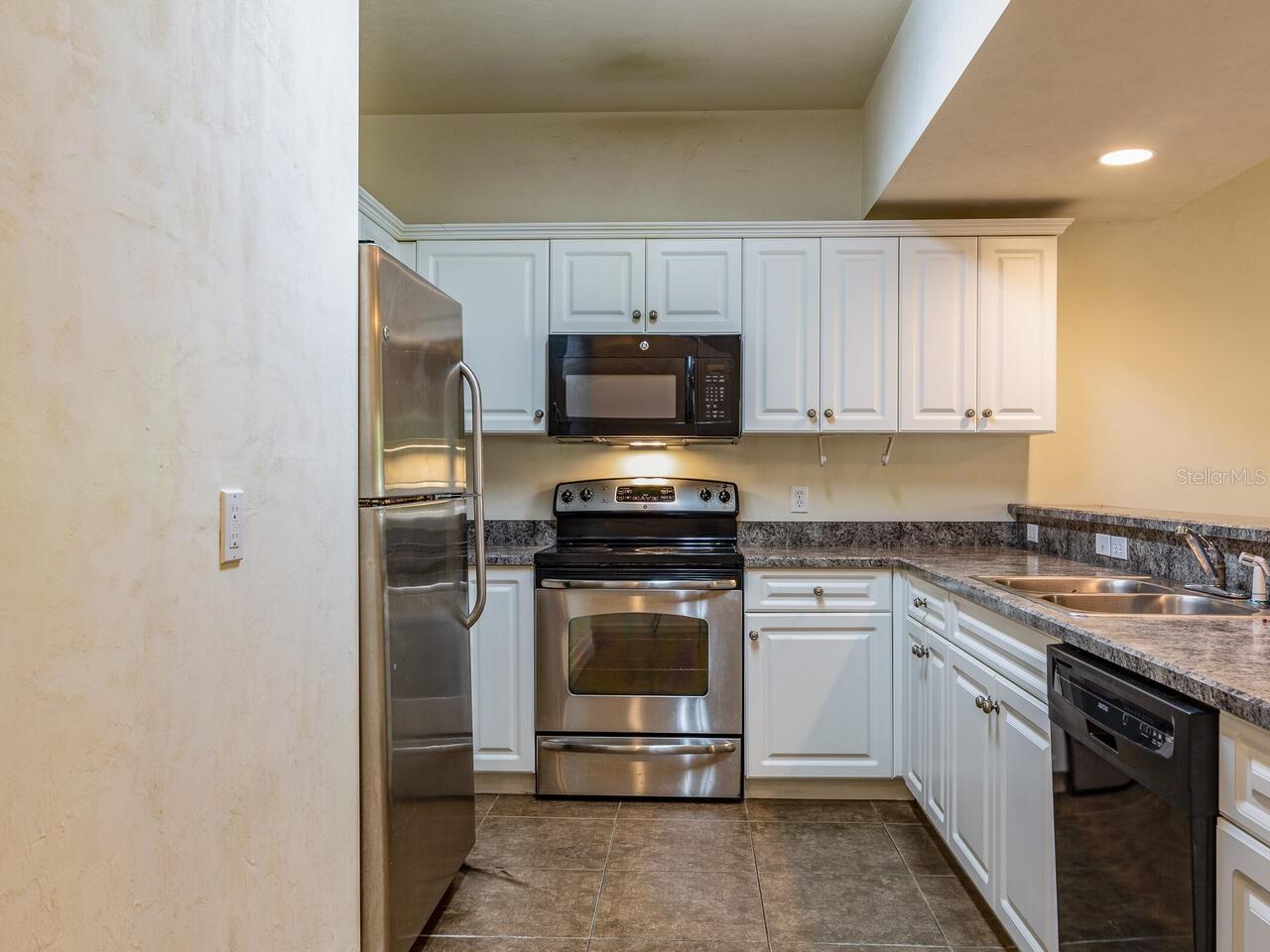 Image 9 of 27 For 1565 29th Road 4