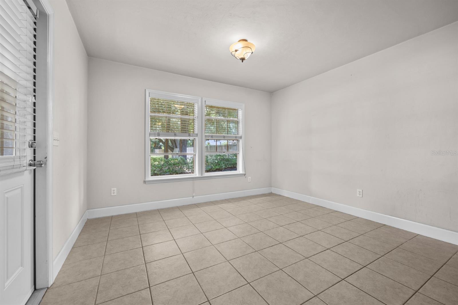 Image 21 of 36 For 964 256th Terrace