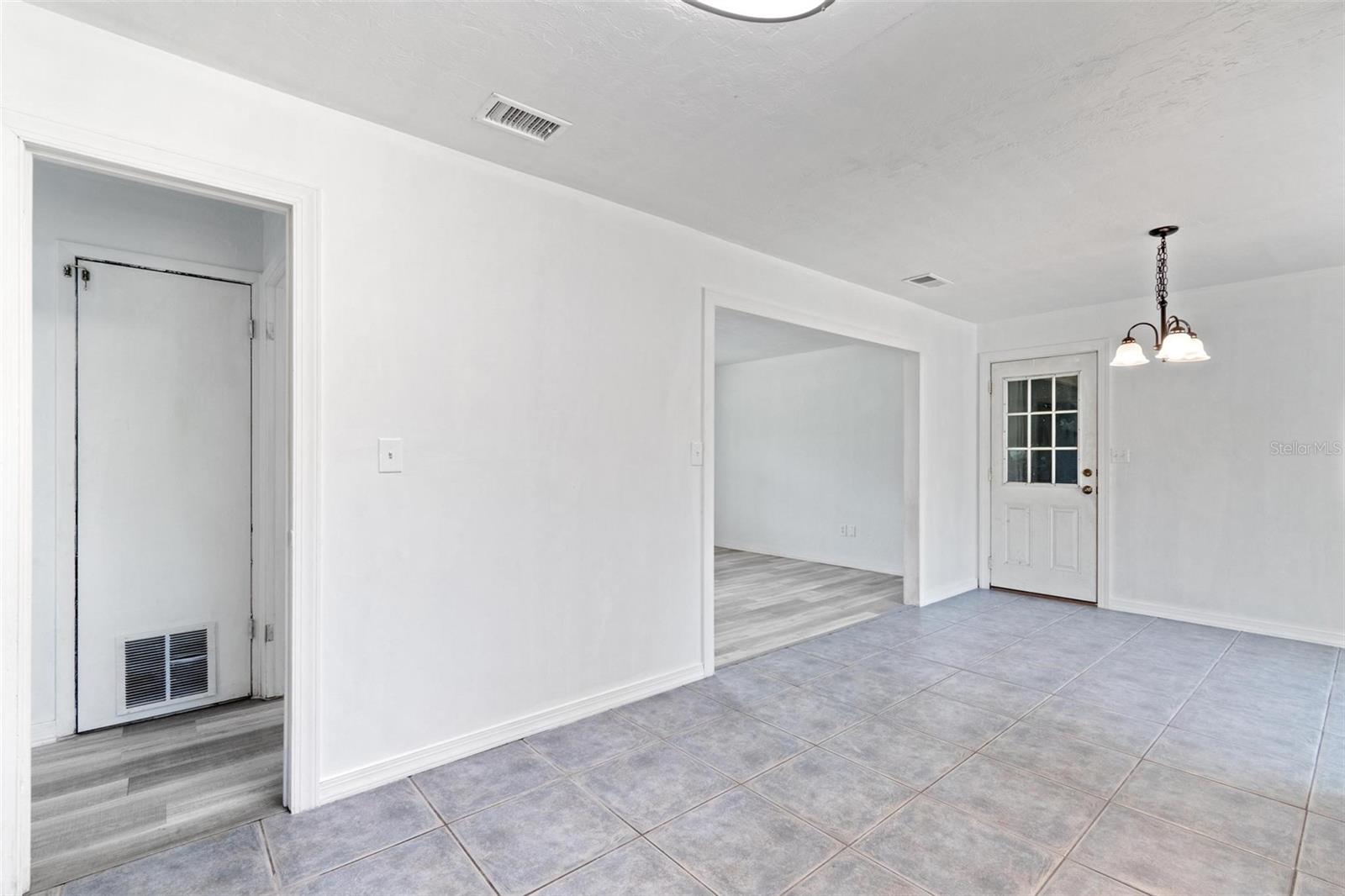 Image 10 of 25 For 5815 26th Terrace