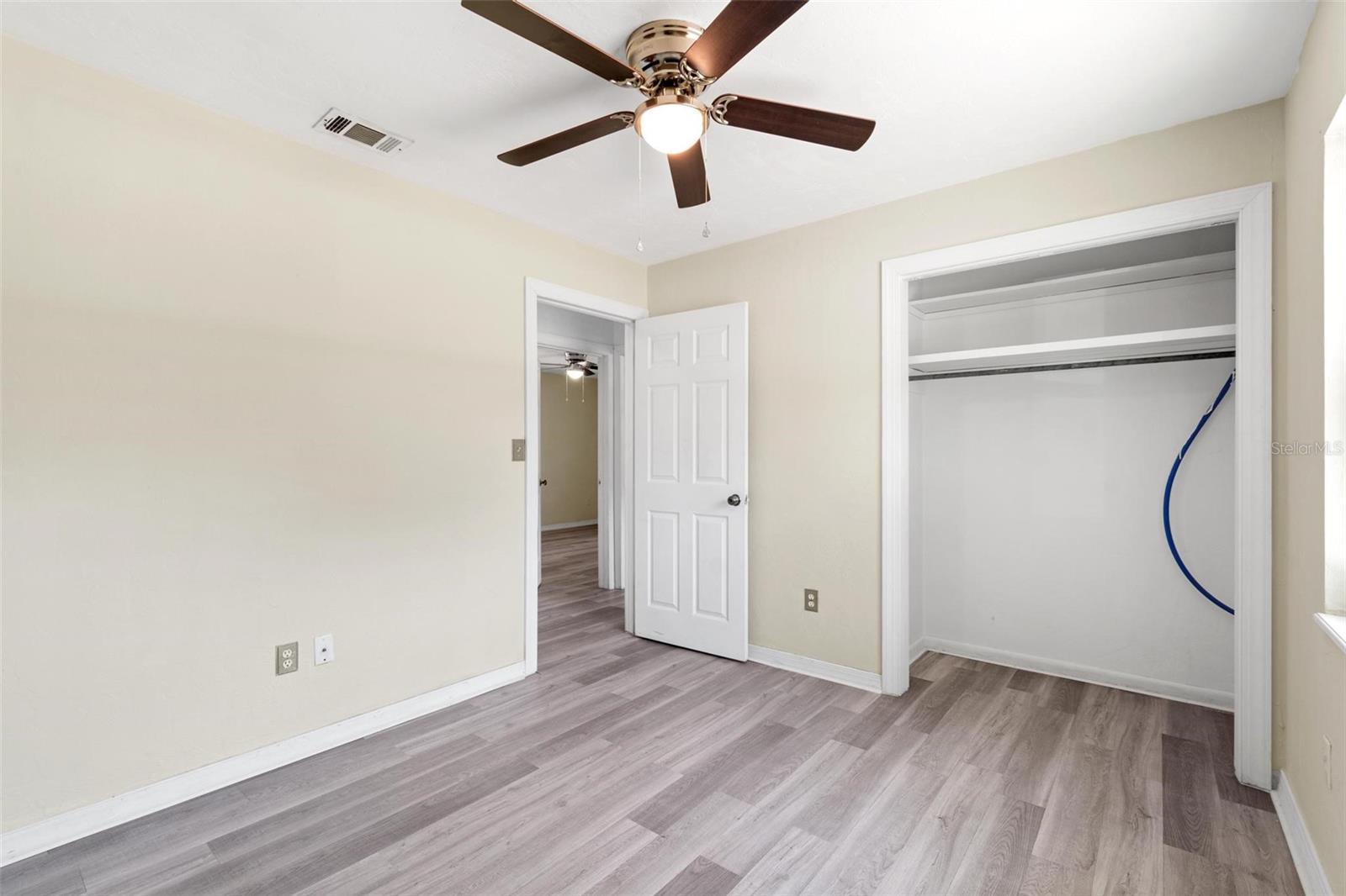 Image 18 of 25 For 5815 26th Terrace