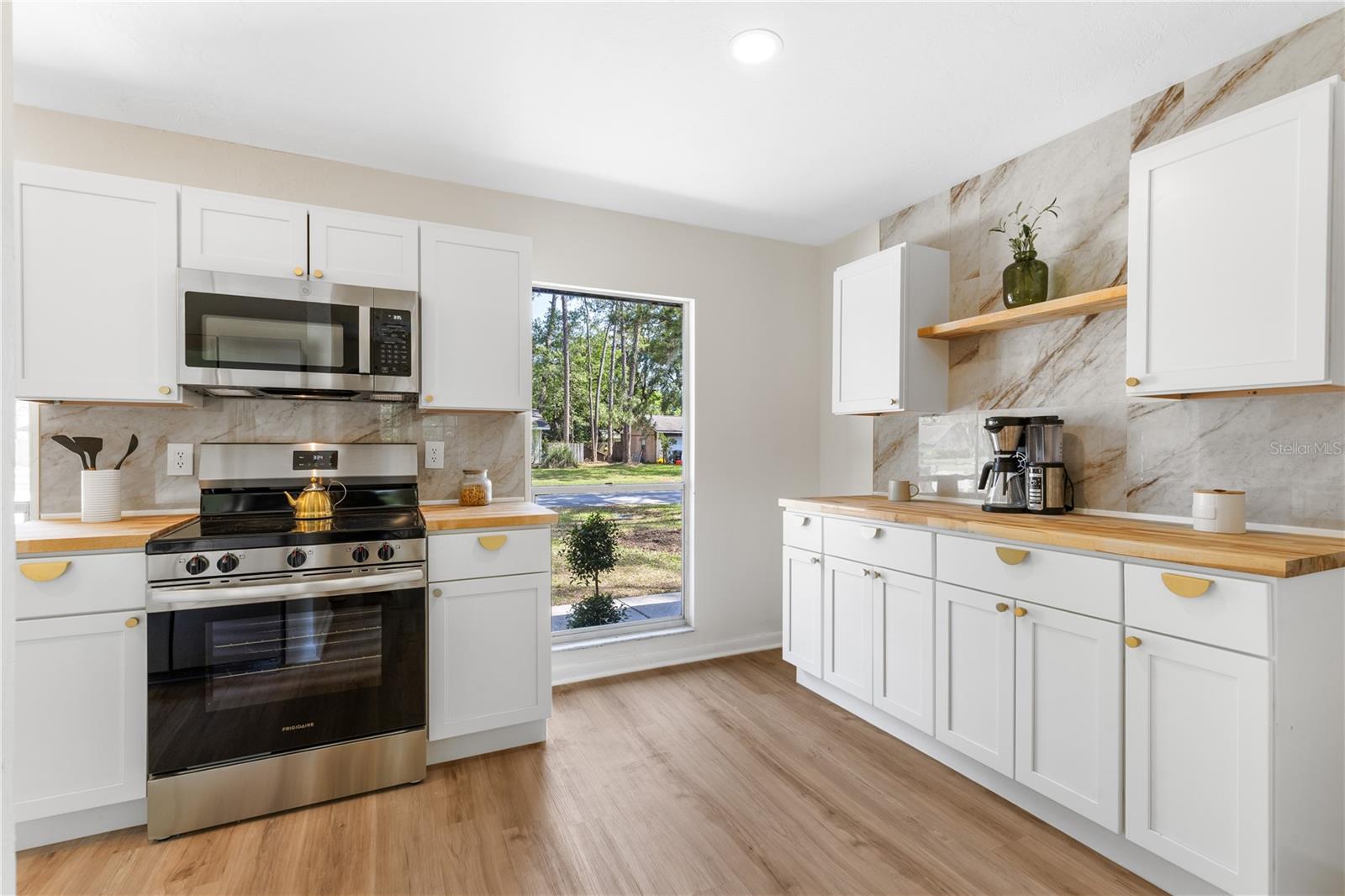 Image 5 of 17 For 2448 54th Boulevard