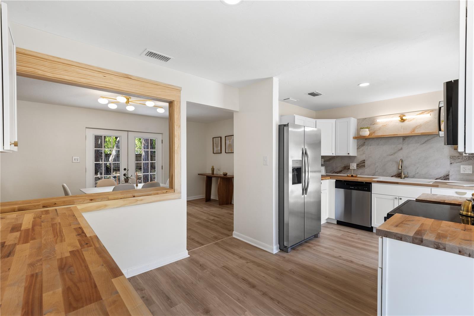 Image 7 of 17 For 2448 54th Boulevard
