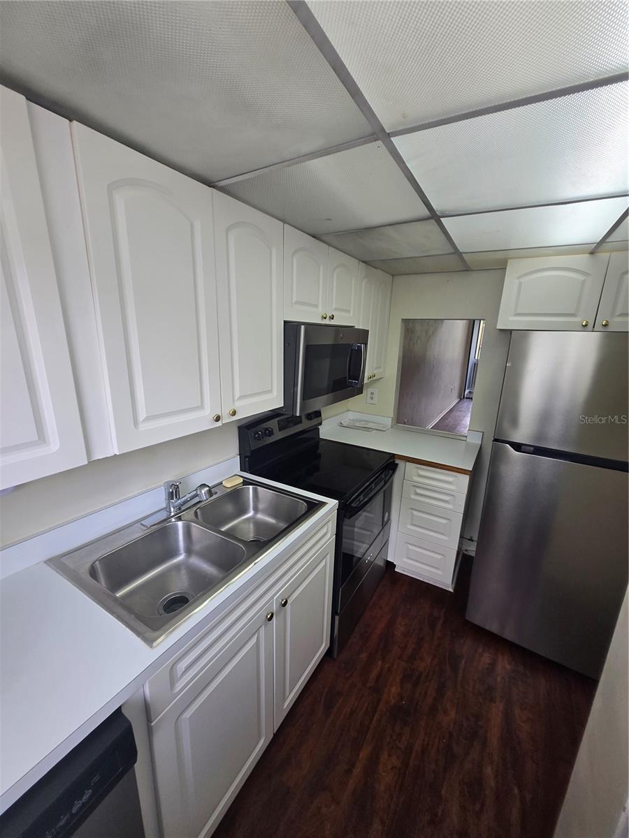 Image 6 of 20 For 603 75th Street 207