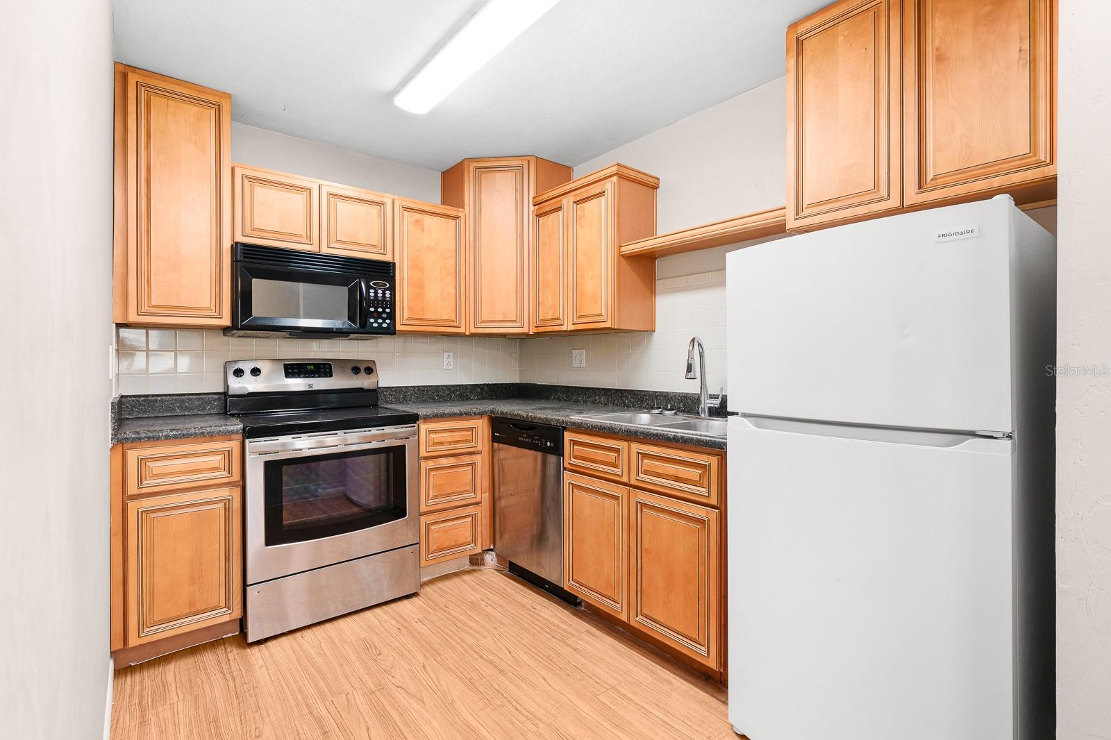 Image 12 of 23 For 3934 26th Drive 7