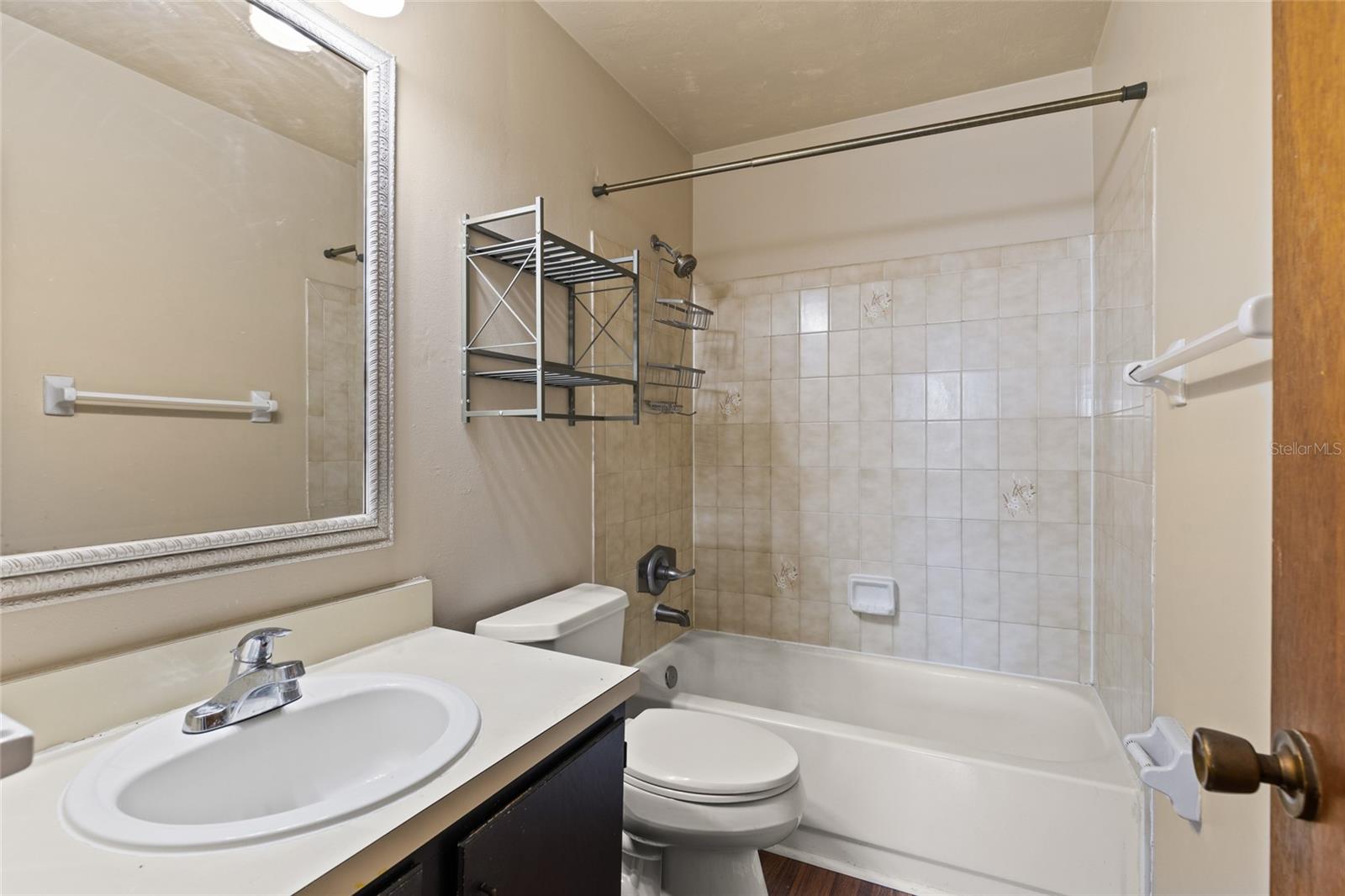 Image 18 of 19 For 2300 43rd Street Q2