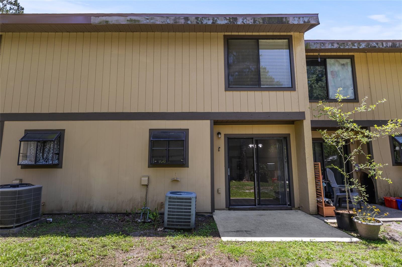 Image 19 of 19 For 2300 43rd Street Q2