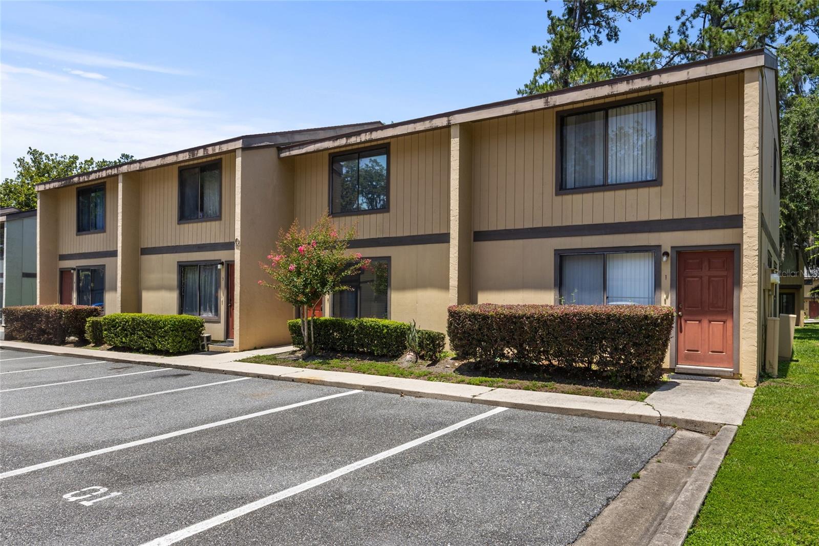 Image 2 of 19 For 2300 43rd Street Q2