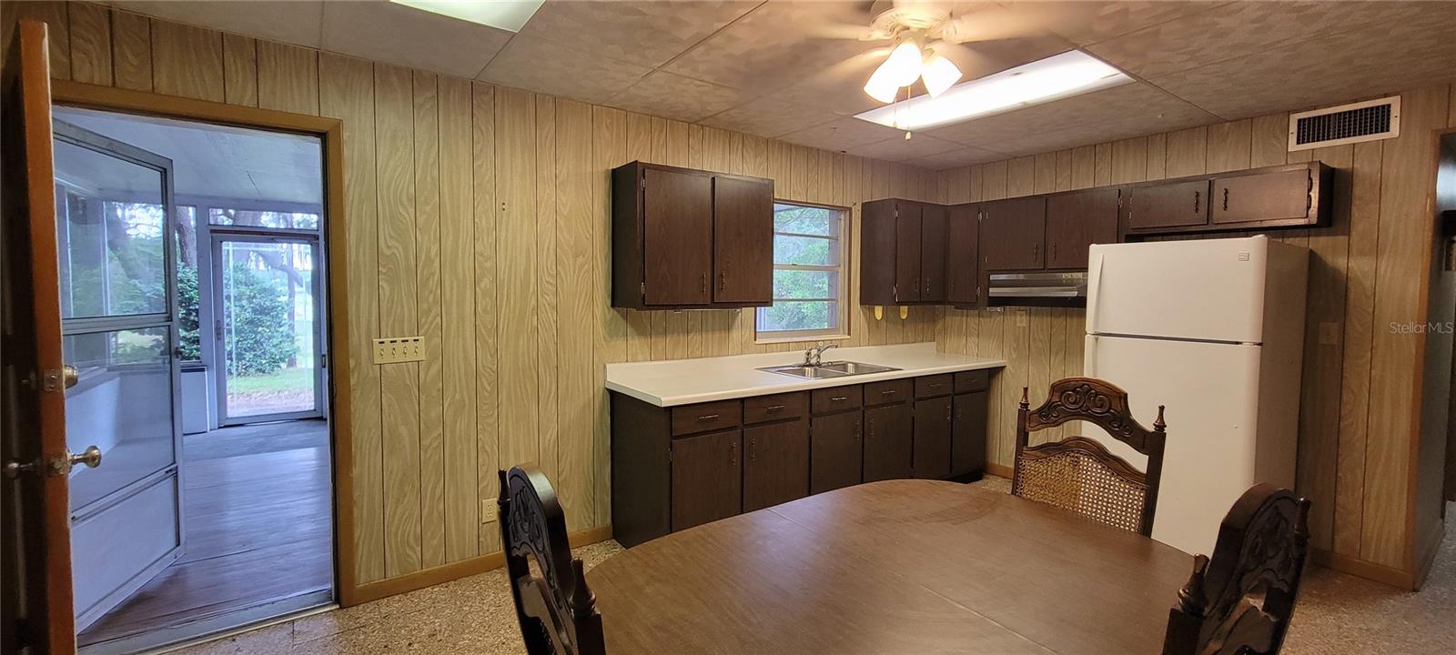 Image 34 of 45 For 141 59th Street