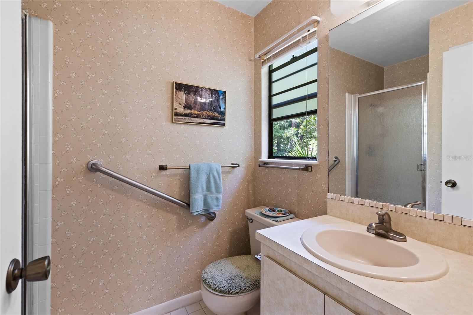 Image 17 of 29 For 8689 42nd Drive