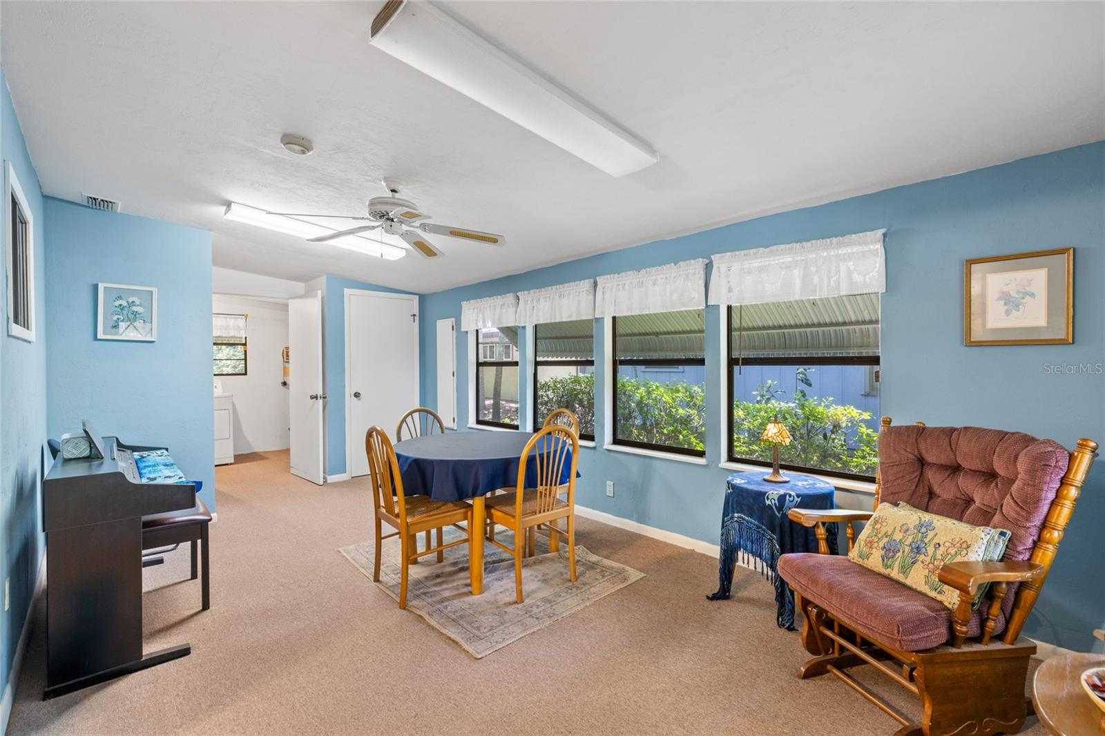Image 21 of 29 For 8689 42nd Drive