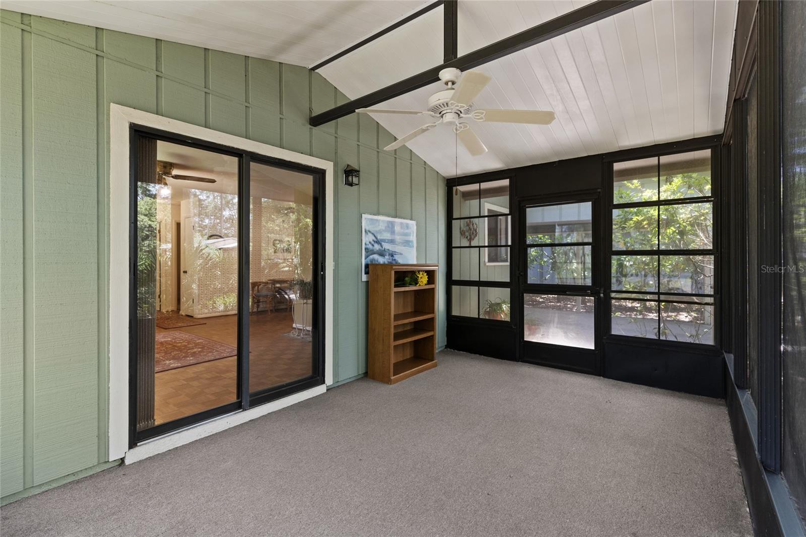 Image 4 of 29 For 8689 42nd Drive