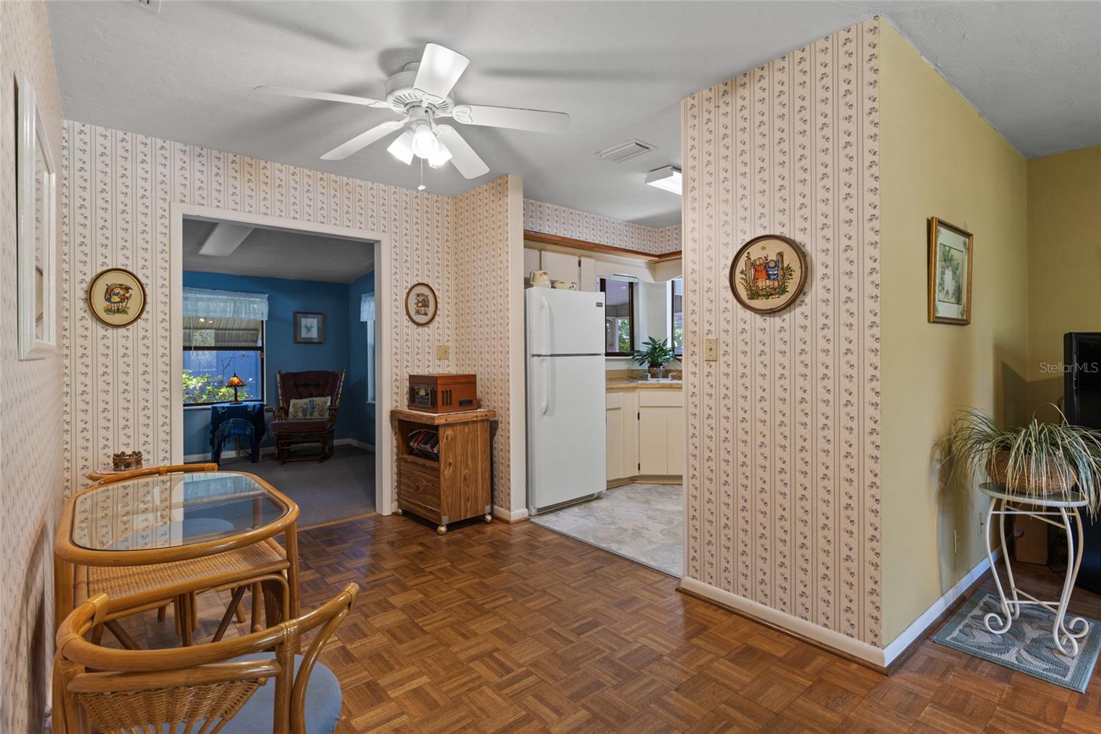 Image 9 of 29 For 8689 42nd Drive