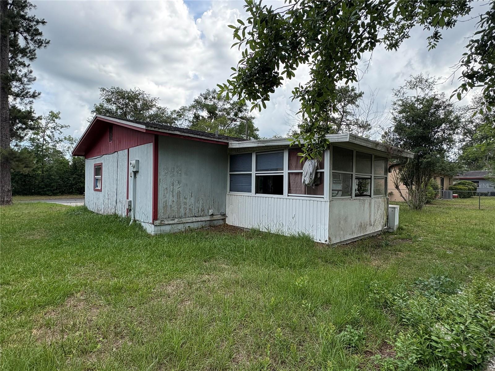 Image 6 of 8 For 1742 15th Avenue