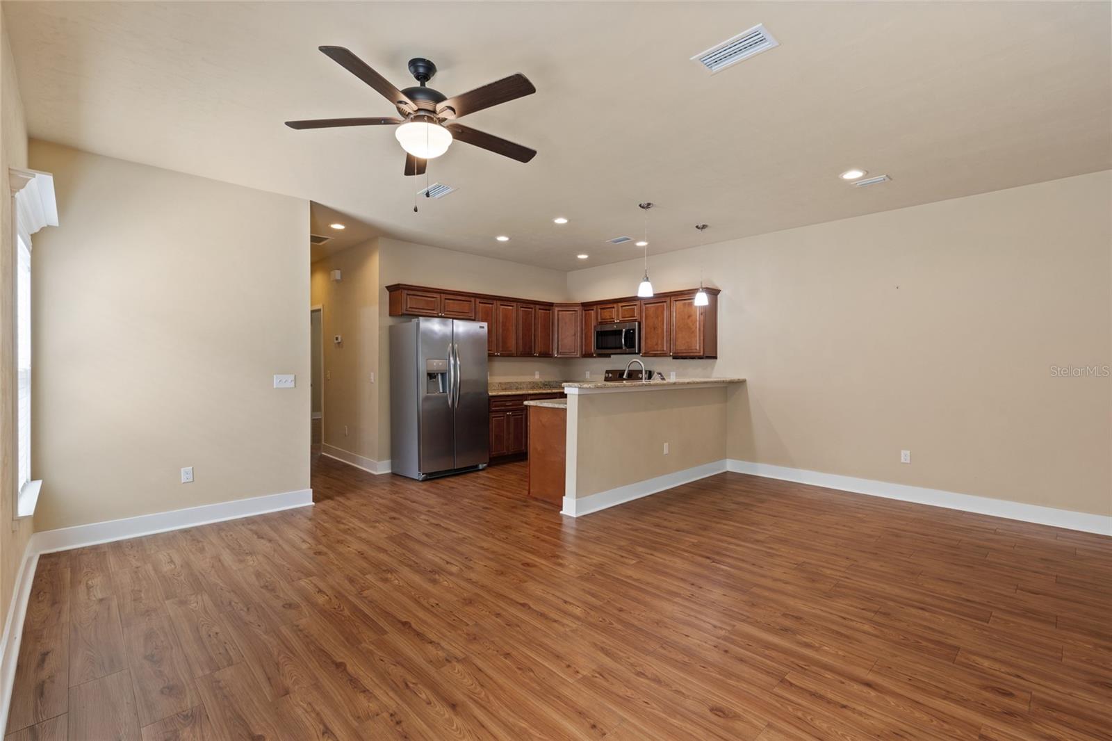 Image 4 of 23 For 10753 65th Way
