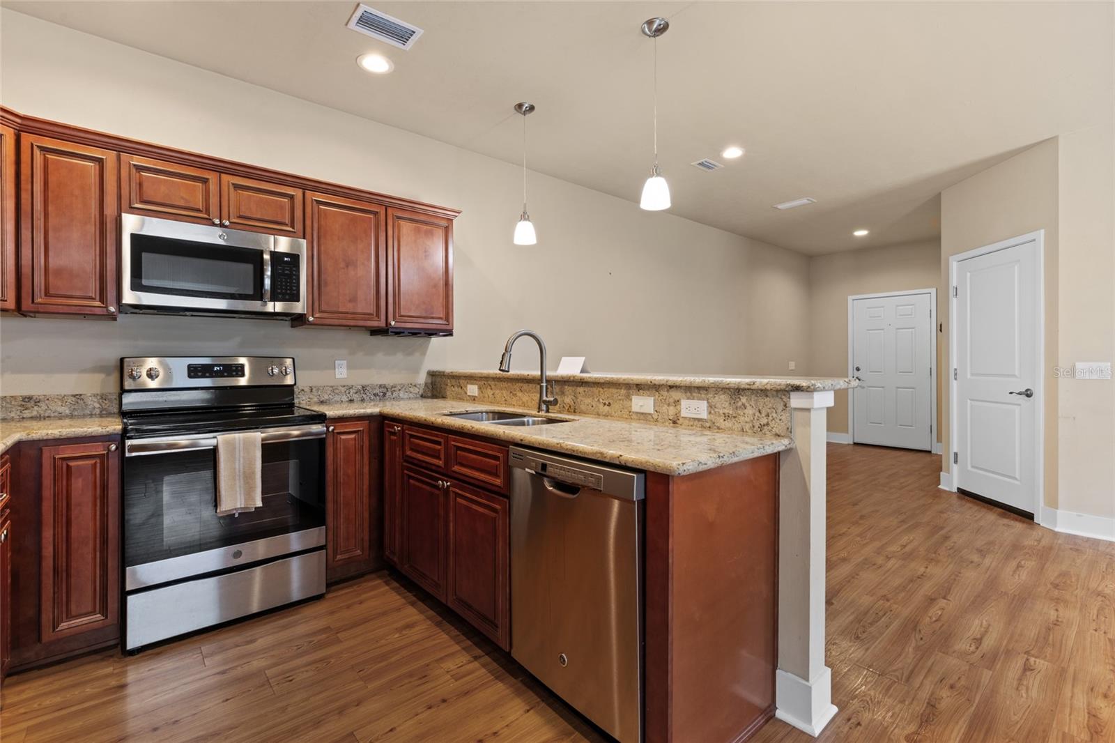Image 8 of 23 For 10753 65th Way