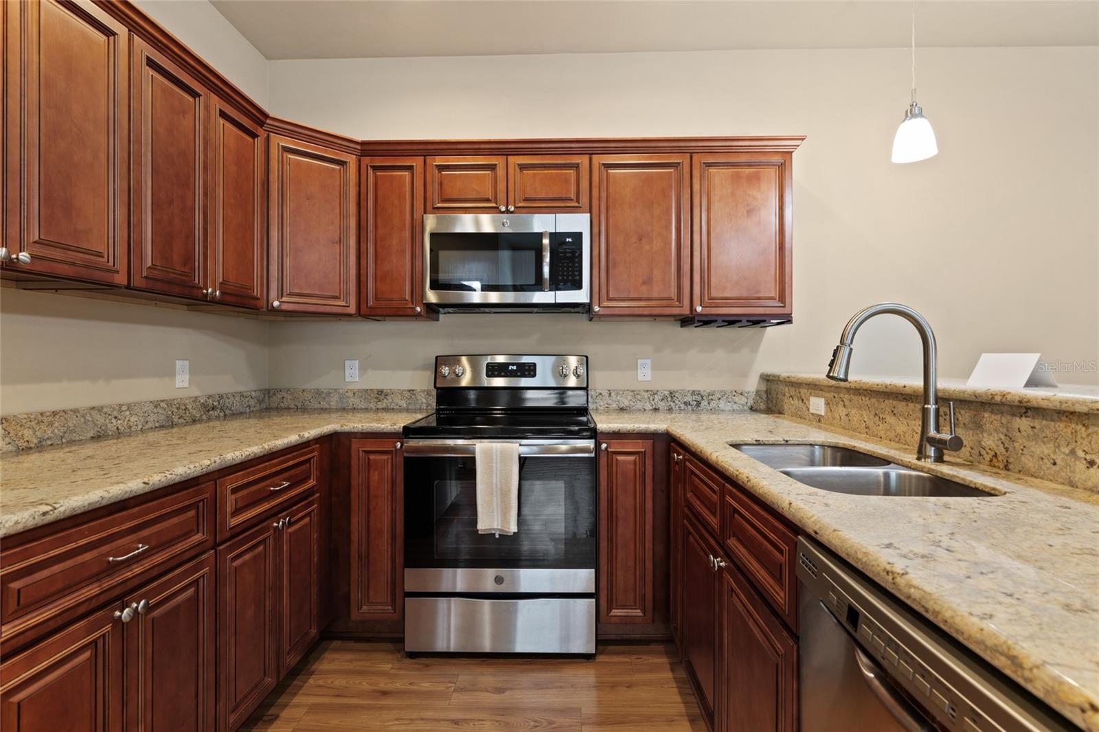 Image 9 of 23 For 10753 65th Way