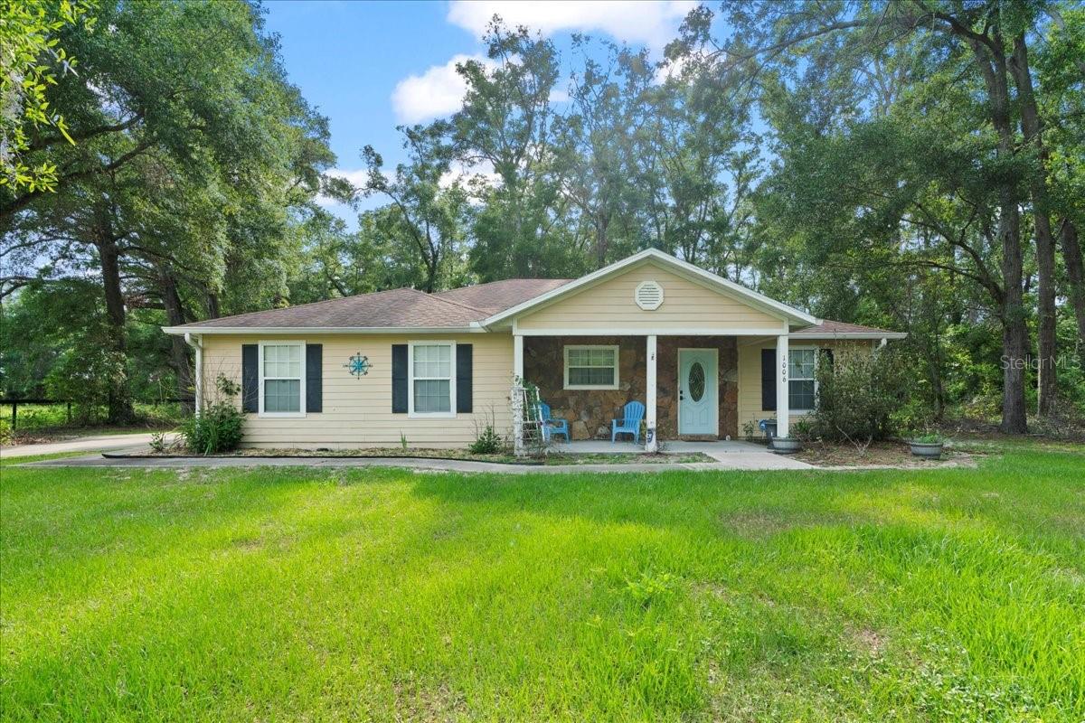Details for 1006 12th Drive, CHIEFLAND, FL 32626