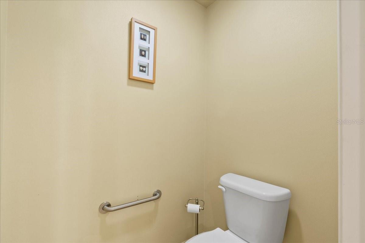 Image 14 of 39 For 1006 12th Drive