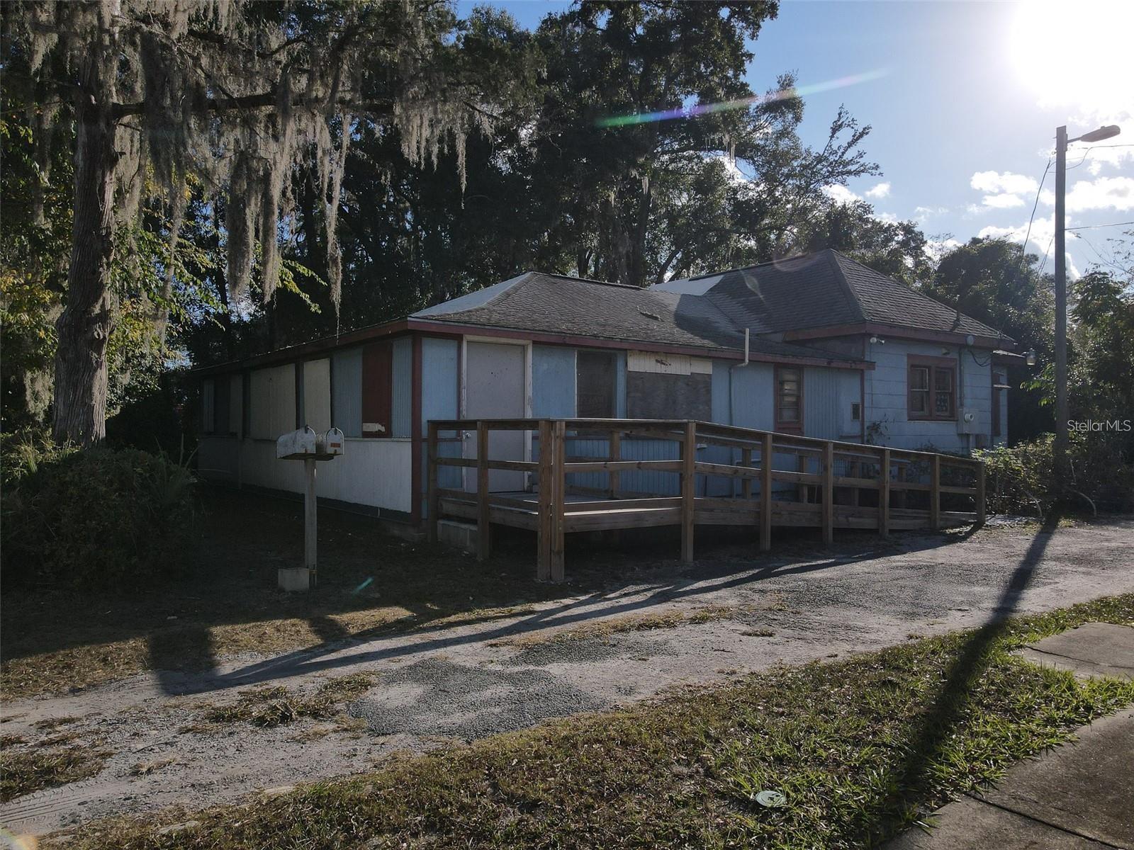 Image 4 of 18 For 4016 6th Street