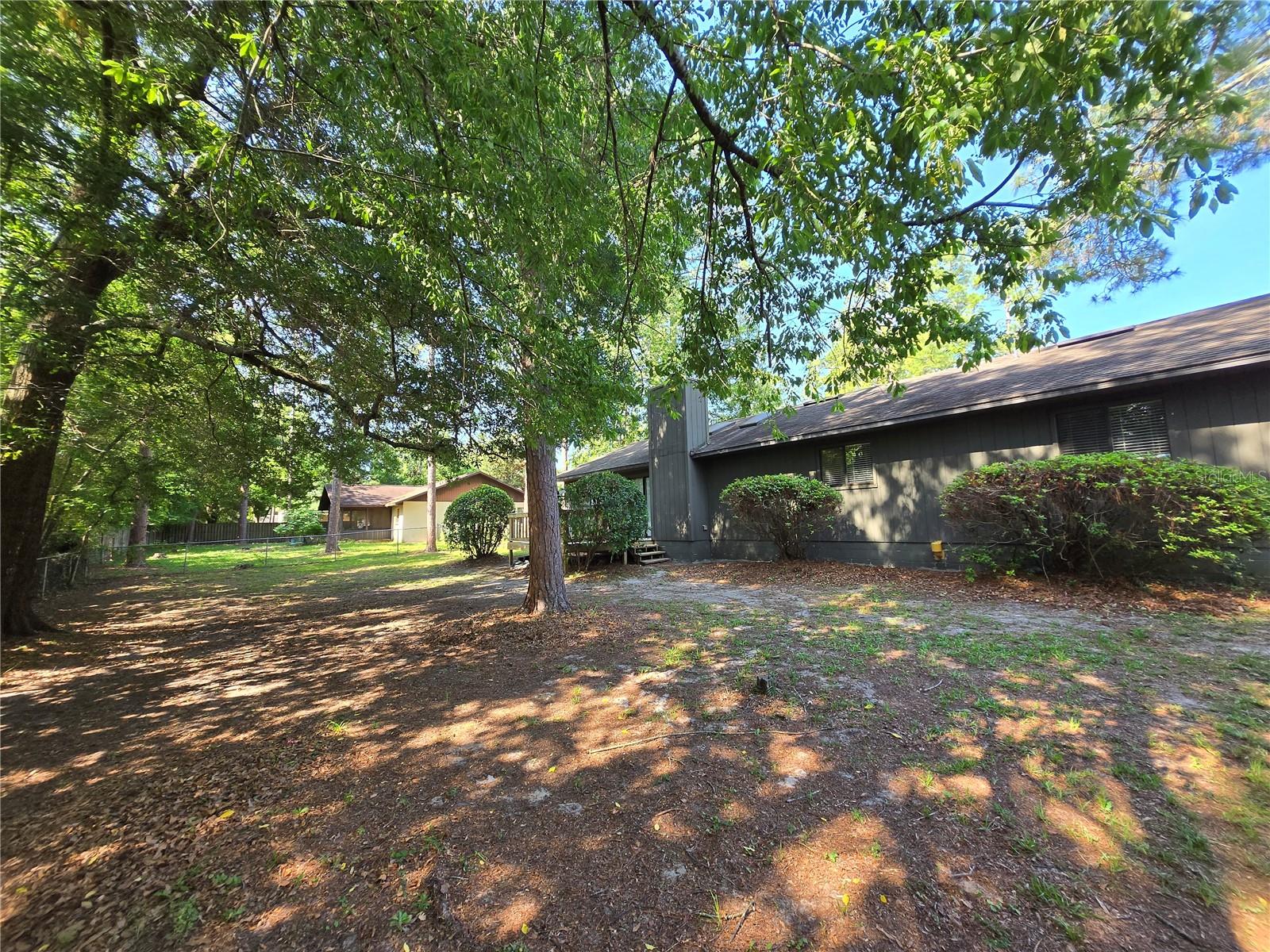 Image 33 of 40 For 5315 81st Terrace
