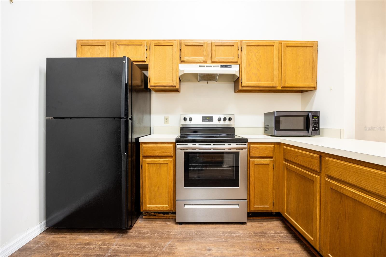 Image 16 of 43 For 231 48th Boulevard 0