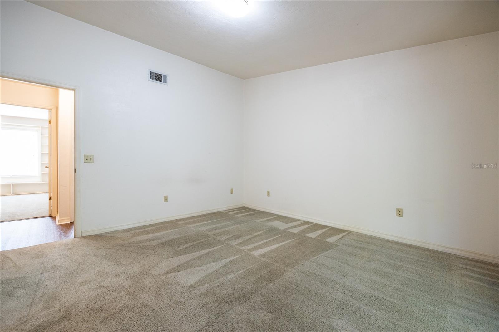 Image 19 of 43 For 231 48th Boulevard 0