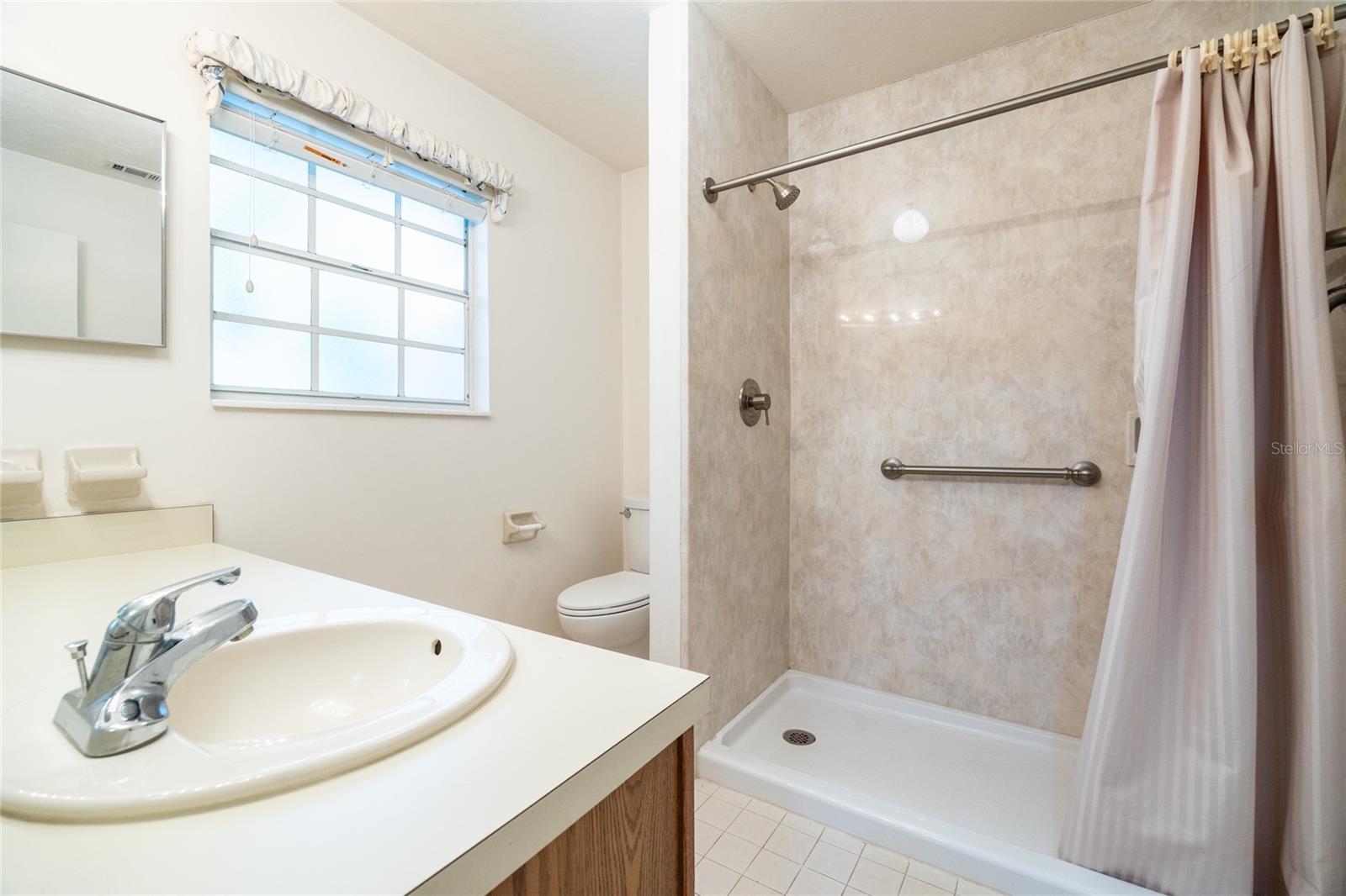 Image 23 of 43 For 231 48th Boulevard 0