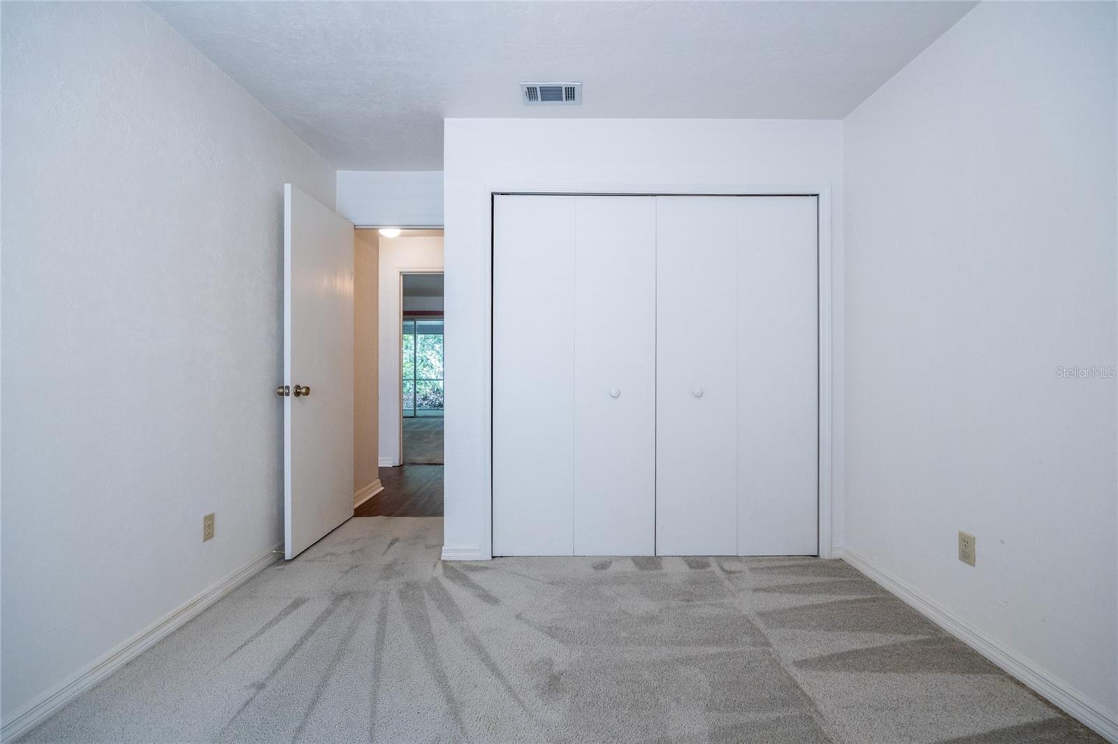 Image 33 of 43 For 231 48th Boulevard 0