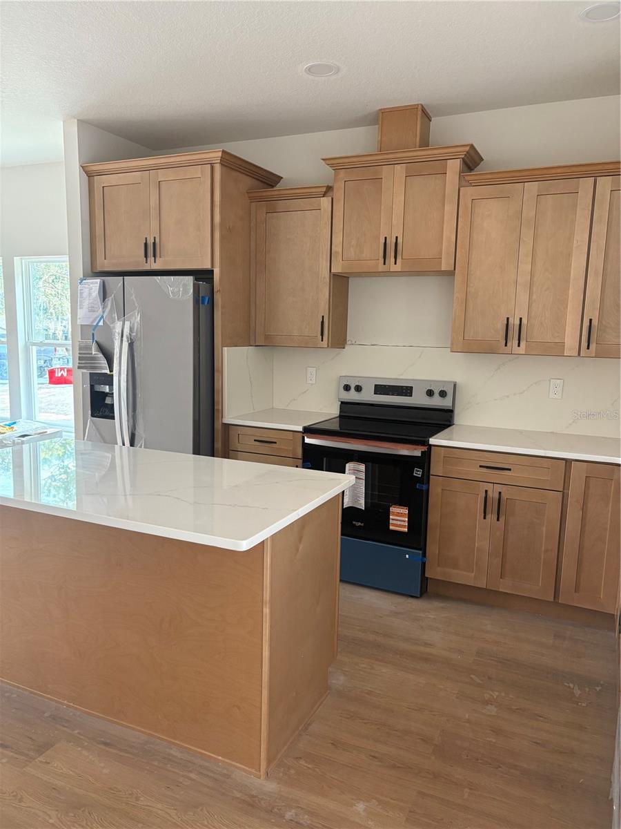 Image 3 of 10 For 2522 Se 11th Ave