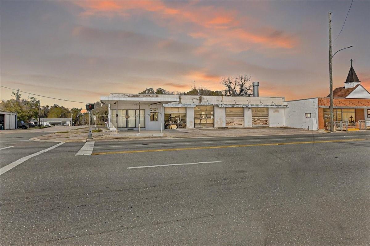 Details for 10 Main Street, CHIEFLAND, FL 32626