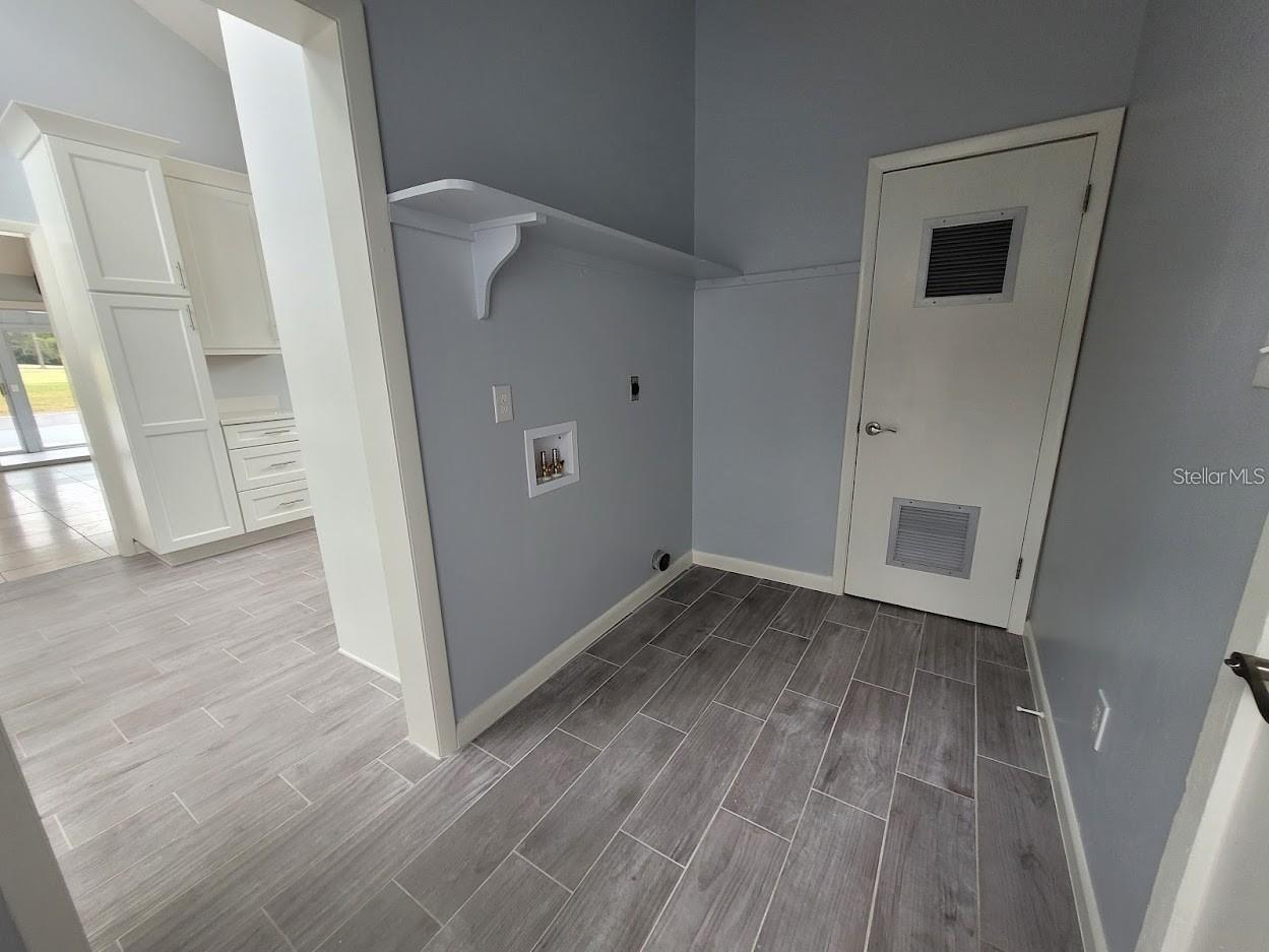 Image 16 of 21 For 6015 35th Way