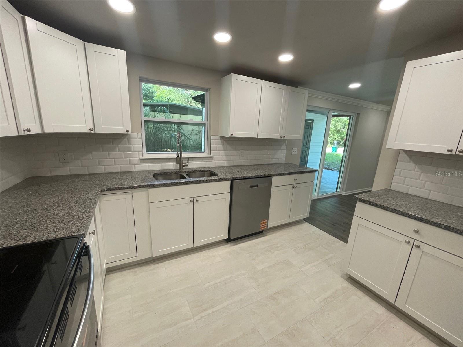 Image 8 of 21 For 2903 10th Drive