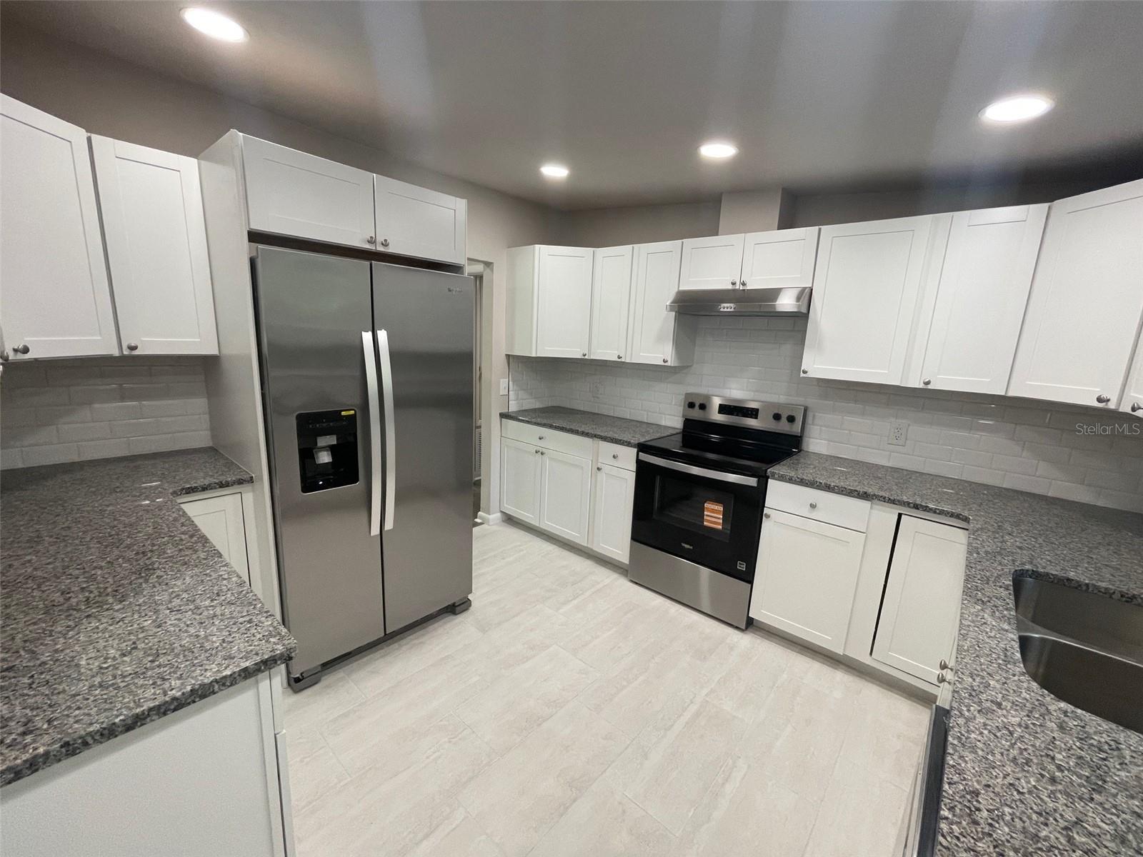 Image 9 of 21 For 2903 10th Drive