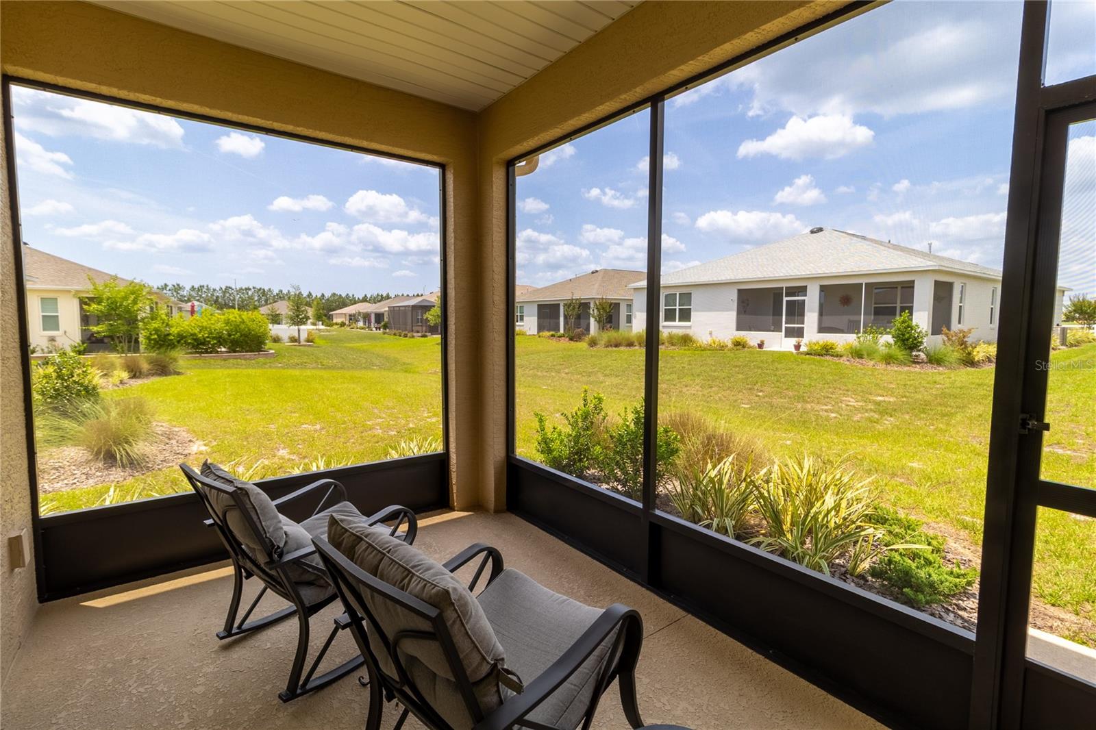 Image 11 of 32 For 8925 76th Street