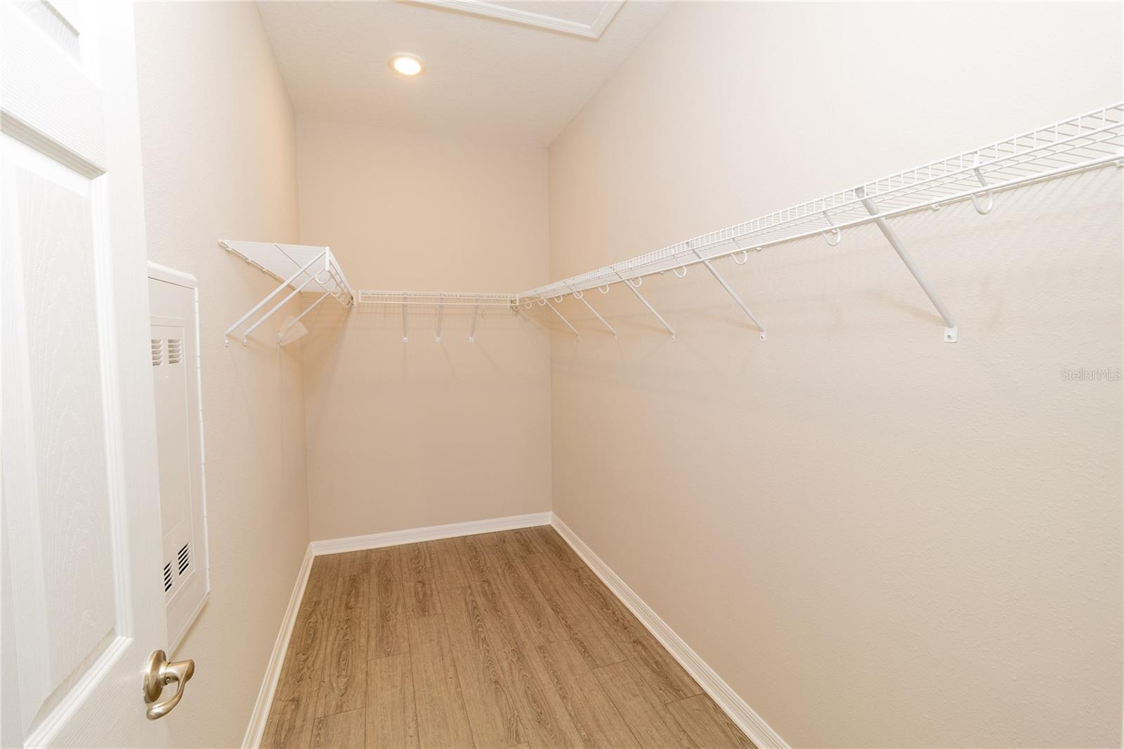 Image 15 of 32 For 8925 76th Street