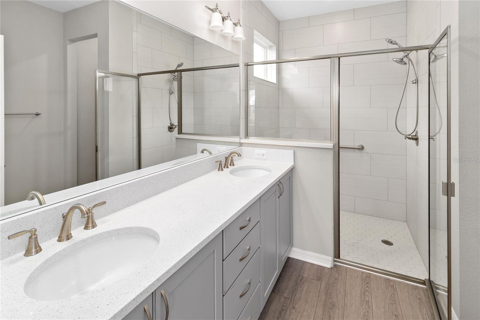 Image 16 of 32 For 8925 76th Street