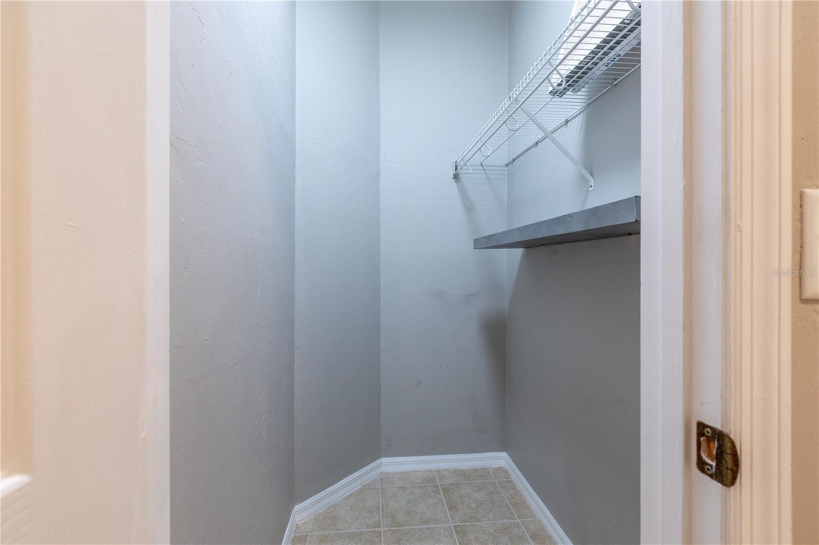 Image 10 of 27 For 528 39th Road 101
