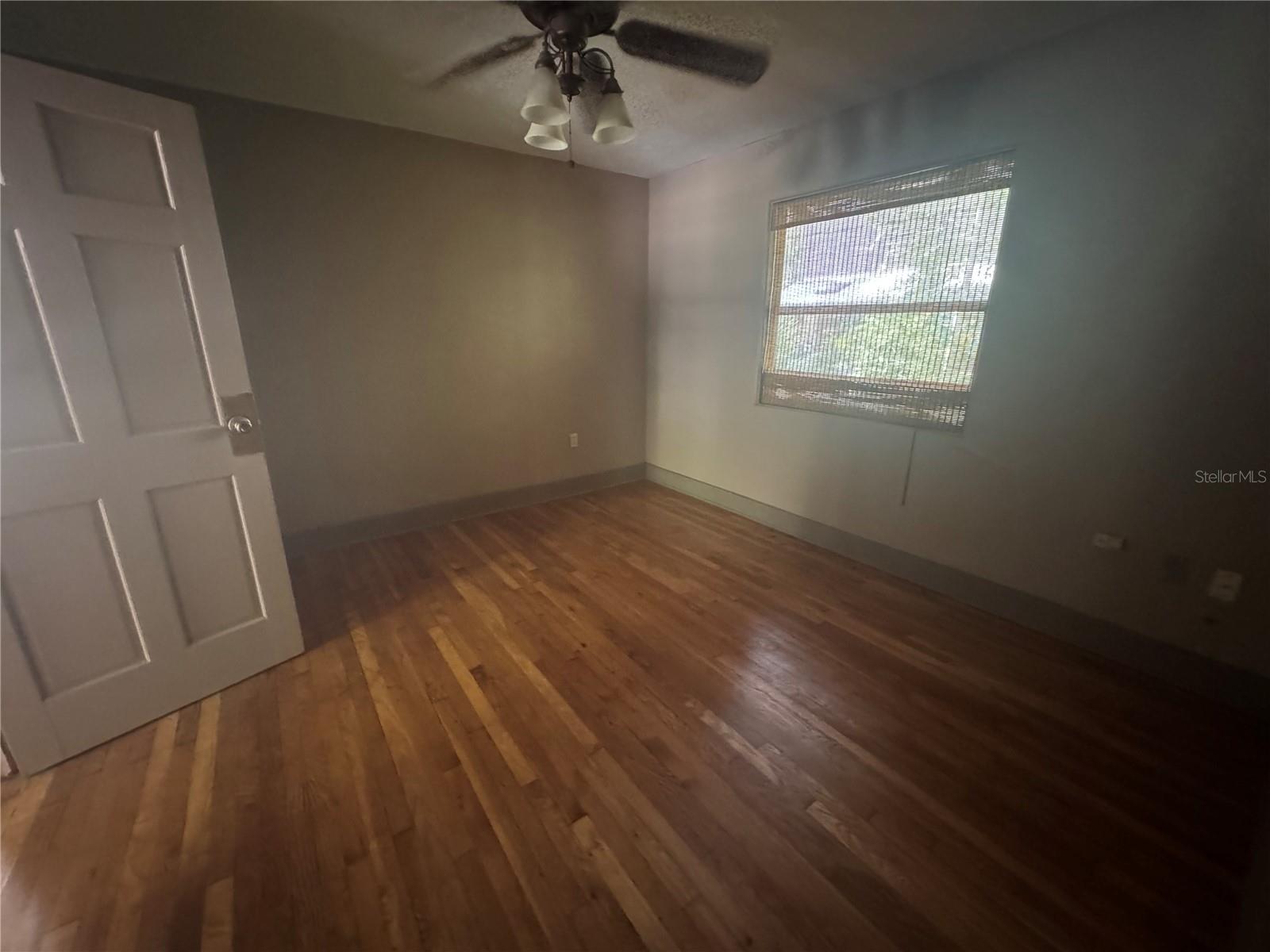 Image 7 of 22 For 3 24th Street