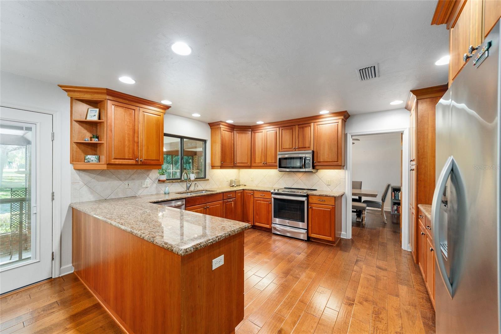 Image 11 of 43 For 6015 36th Way