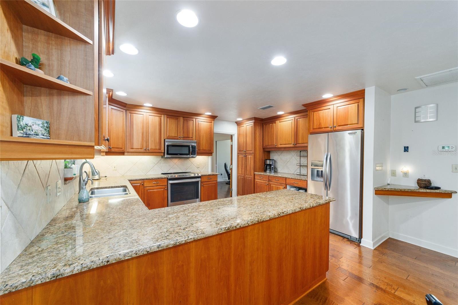 Image 12 of 43 For 6015 36th Way